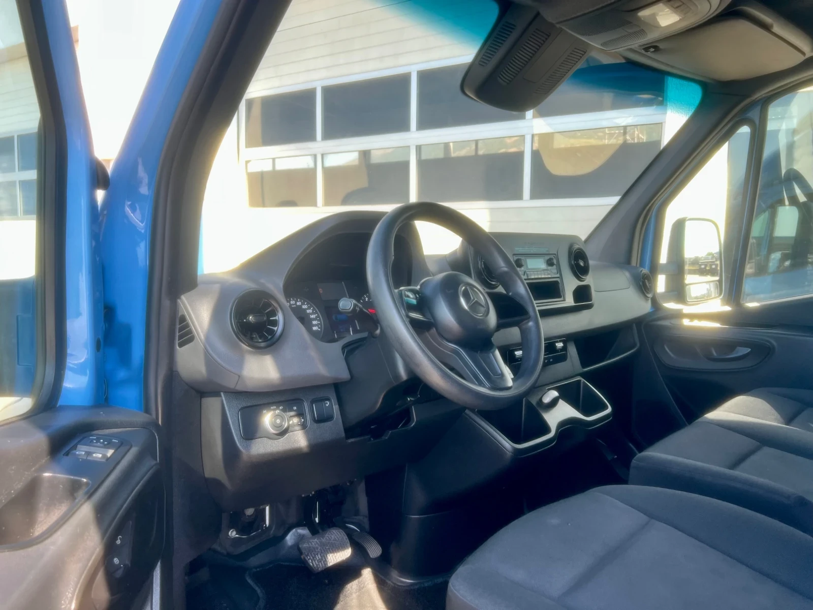Mercedes-Benz Sprinter 516  Хладилен Б-категория Евро 6, снимка 12 - Бусове и автобуси - 55557152