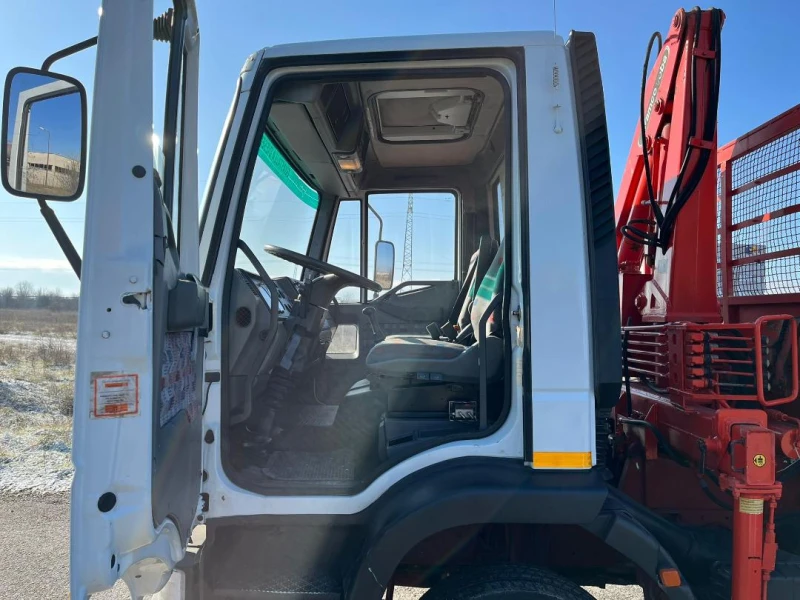 Iveco Eurocargo 120Е18 ТРИСТРАНЕН САМОСВАЛ С КРАН ПЕРФЕКТЕН, снимка 14 - Камиони - 53135850