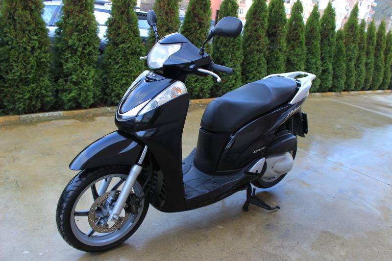 Honda Sh 300ie, 2007г. , снимка 4 - Мотоциклети и мототехника - 39035820