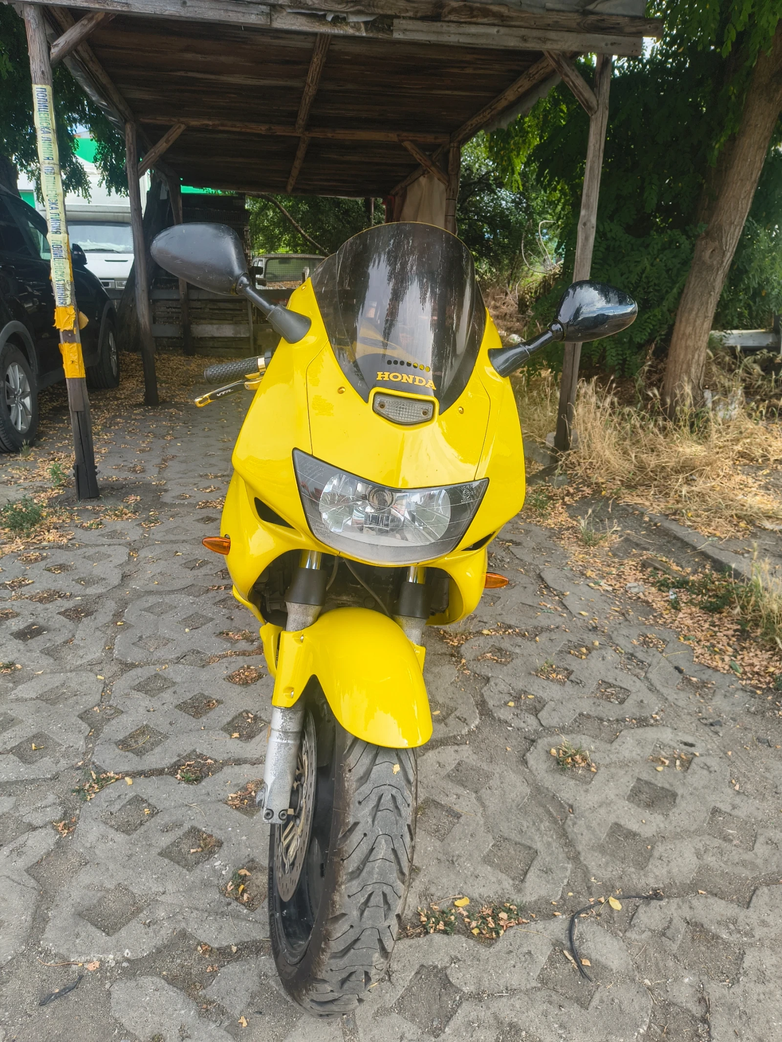 Honda Vtr