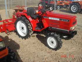 Трактор Kubota СКАЙТРАК, снимка 1 - Селскостопанска техника - 44145780