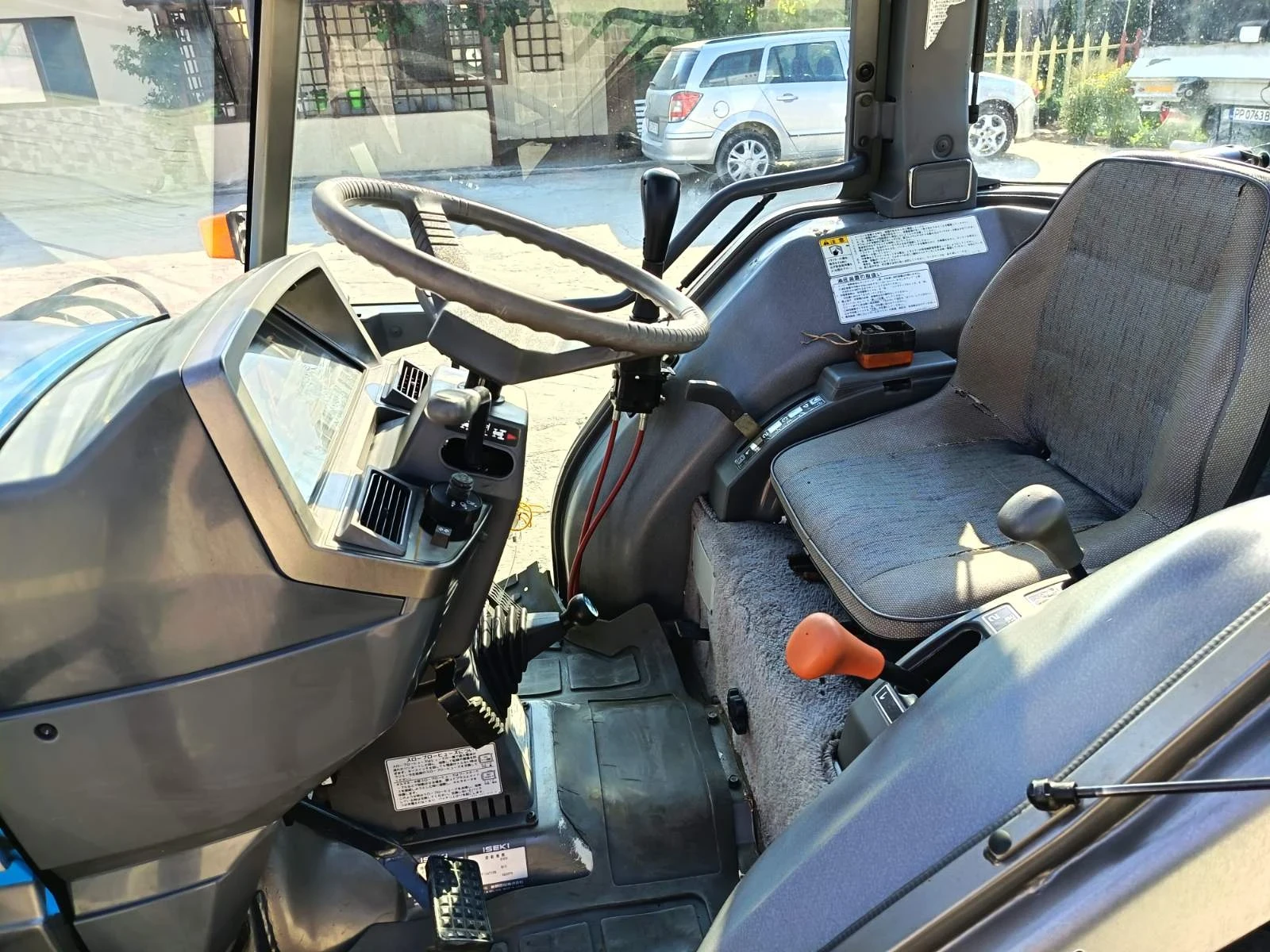 Трактор ISEKI Geas 333, снимка 11 - Селскостопанска техника - 55603141