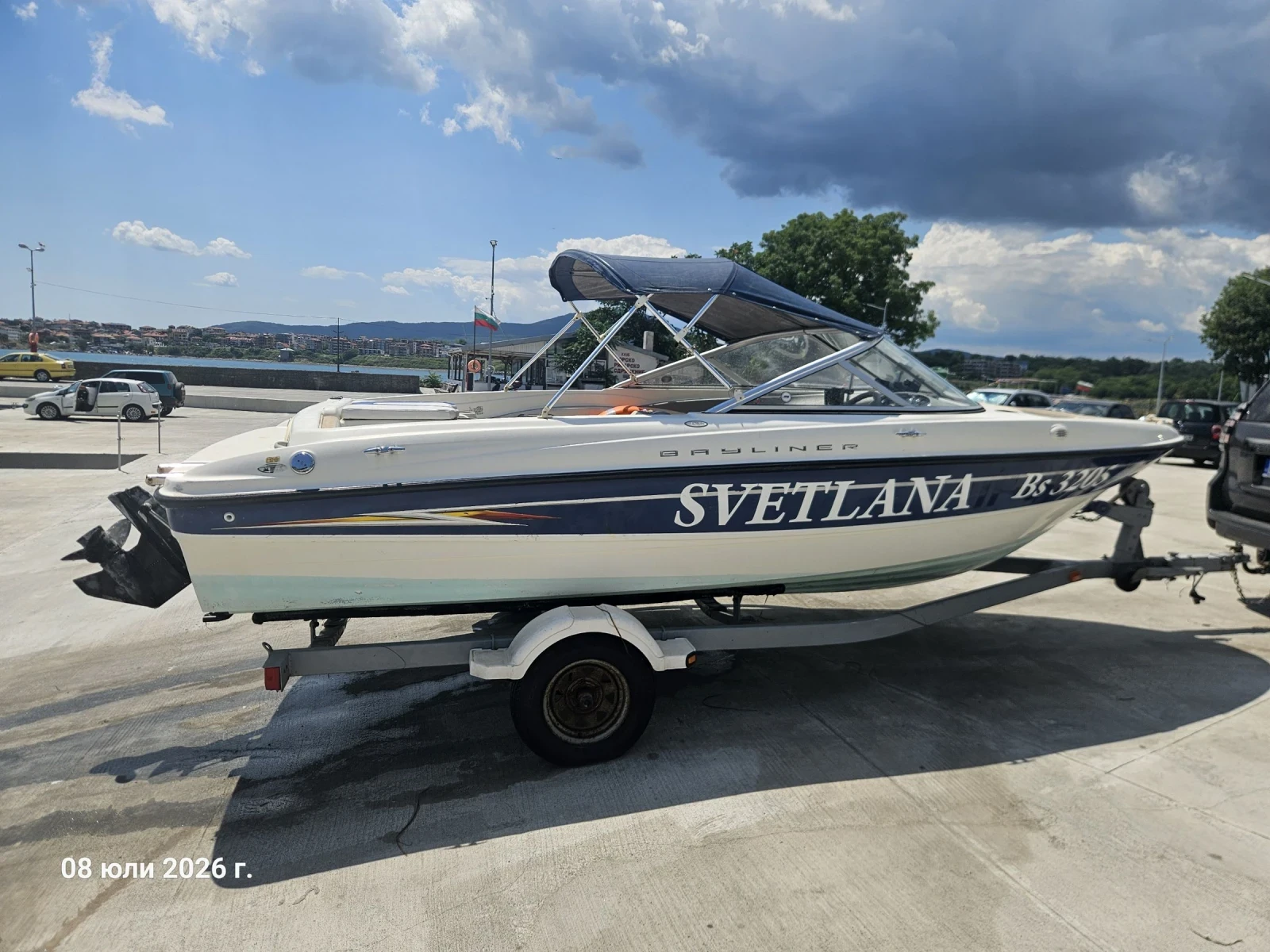 Моторна яхта Bayliner 185, снимка 5 - Воден транспорт - 54984537