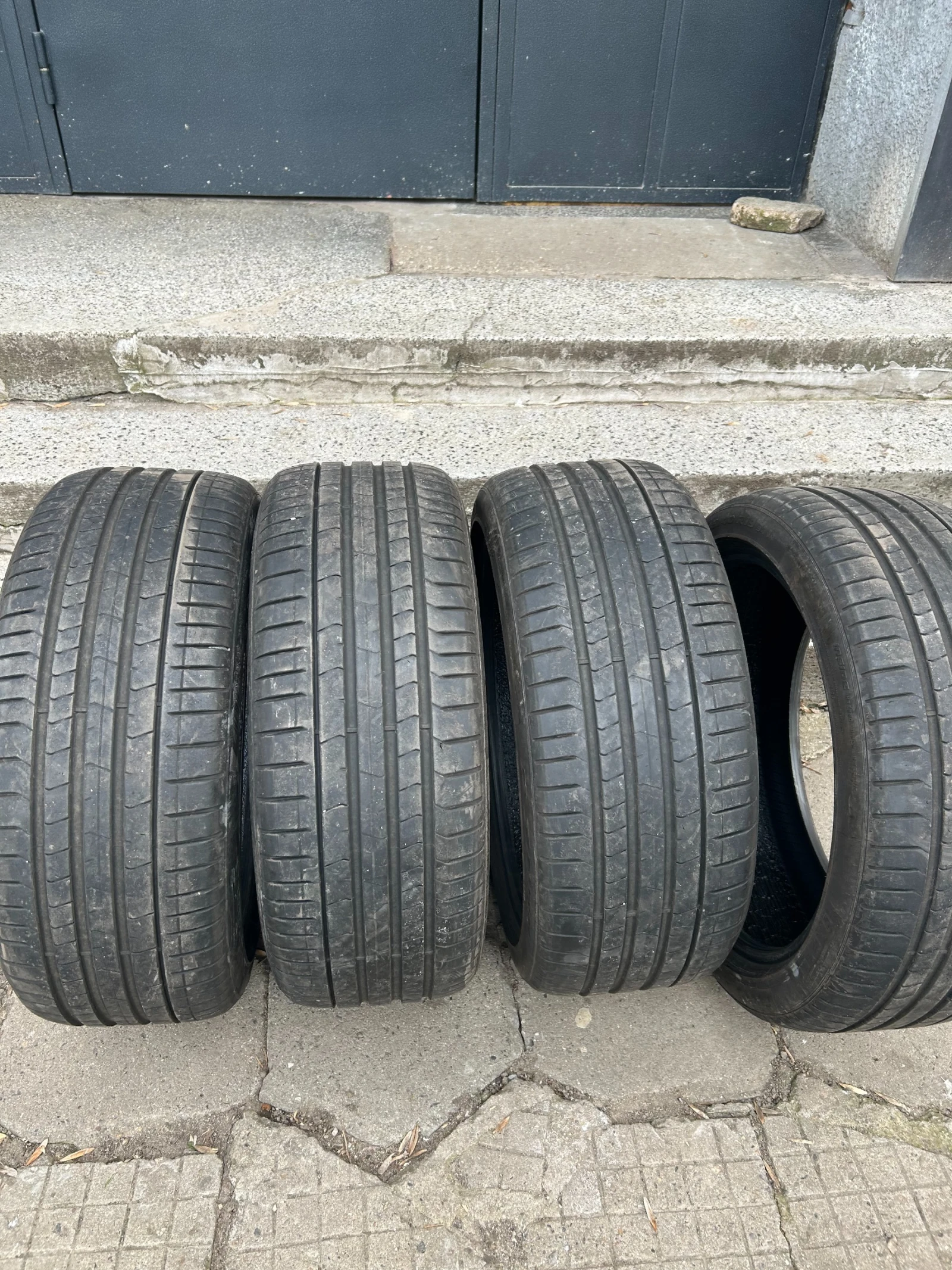 Гуми Летни 245/40R19