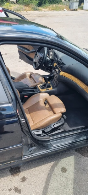 BMW 320, снимка 8