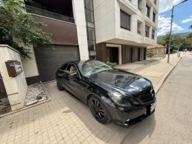 Mercedes-Benz E 220 Amg Black Brutal Edition/Купе/Автомат/Exlussive, снимка 4