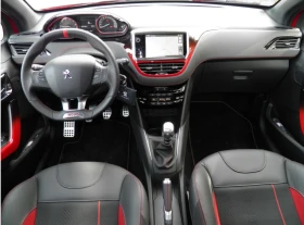 Peugeot 208 GTi 200 Turbo , снимка 13