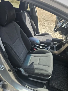 Hyundai I30 1.6 Бензин, теглич, камера за задно виждане, клима - 6330 € / 12380.40 лв. - 78456411 7