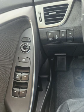 Hyundai I30 1.6 Бензин, теглич, камера за задно виждане, клима - 6330 € / 12380.40 лв. - 78456411 12