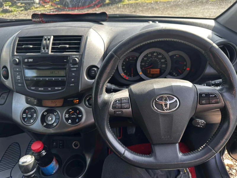 Toyota Rav4 2.2 150кс D-4D (дизел) 4x4, снимка 11 - Автомобили и джипове - 52557092