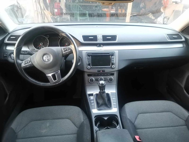 VW Passat 2.0tdi, снимка 12 - Автомобили и джипове - 44304484