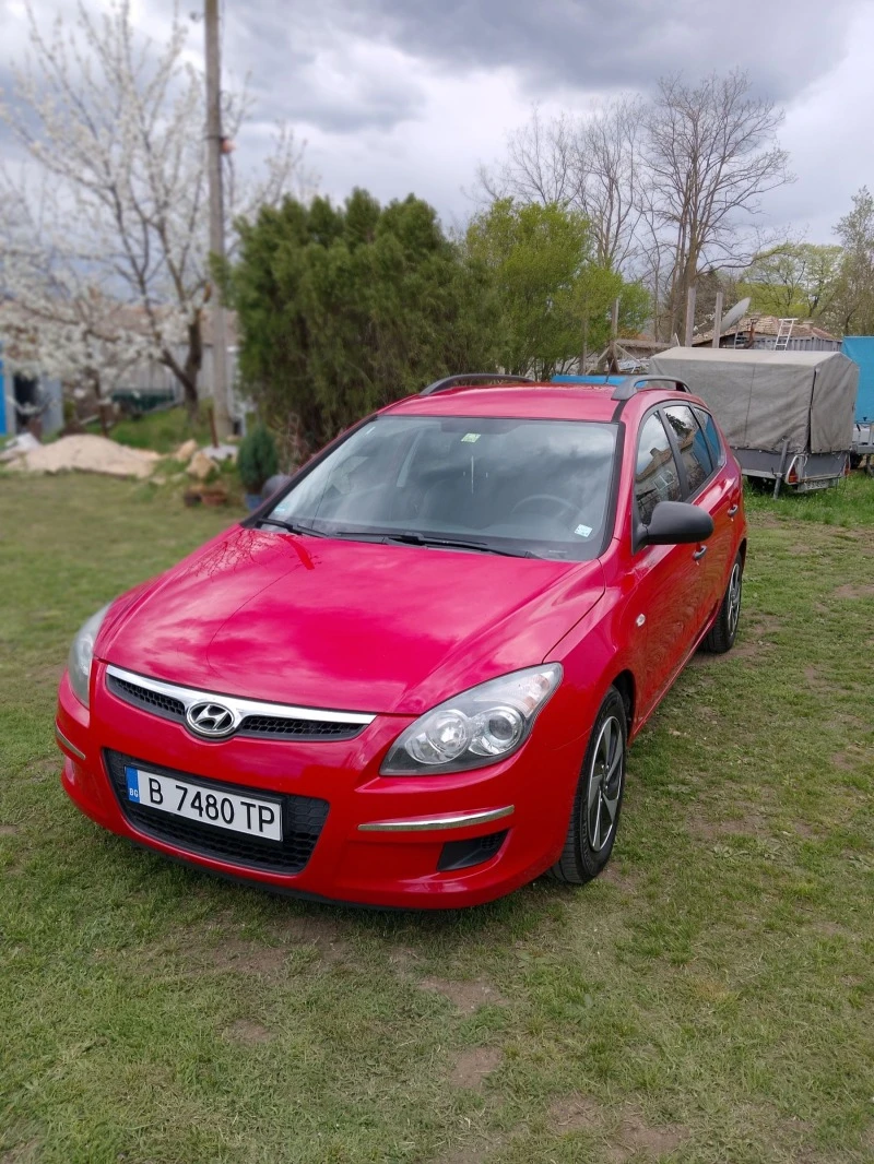 Hyundai I30 1.6 CRDI CW, снимка 1 - Автомобили и джипове - 49510614