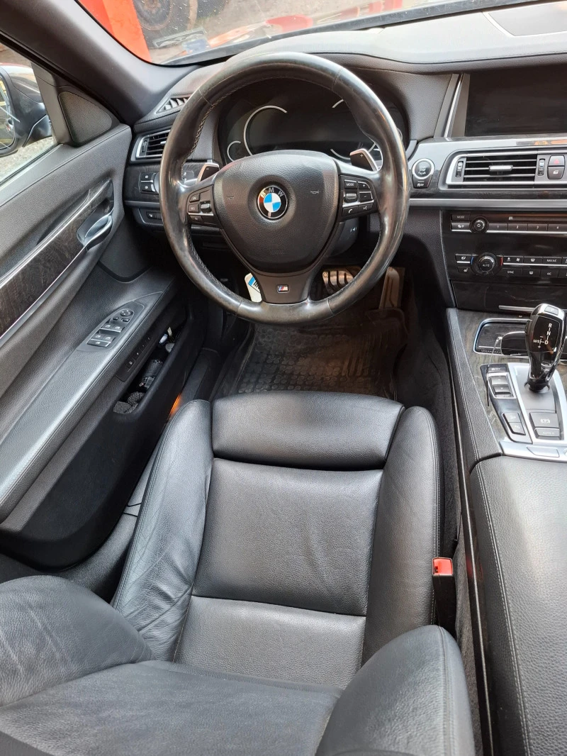 BMW 730, снимка 8 - Автомобили и джипове - 46787372