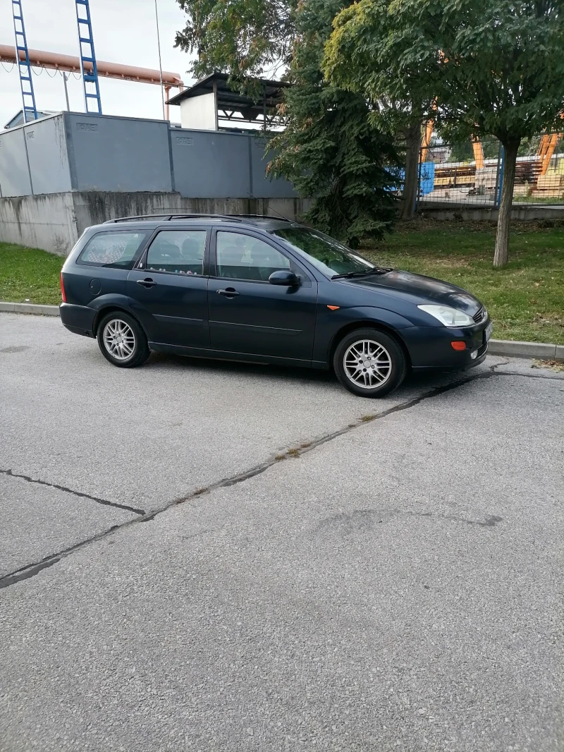 Ford Focus 1.6, снимка 1 - Автомобили и джипове - 47457626