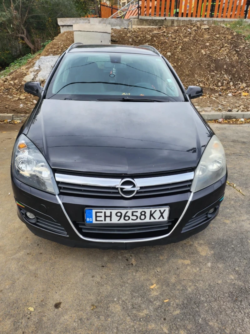 Opel Astra, снимка 1 - Автомобили и джипове - 47888101