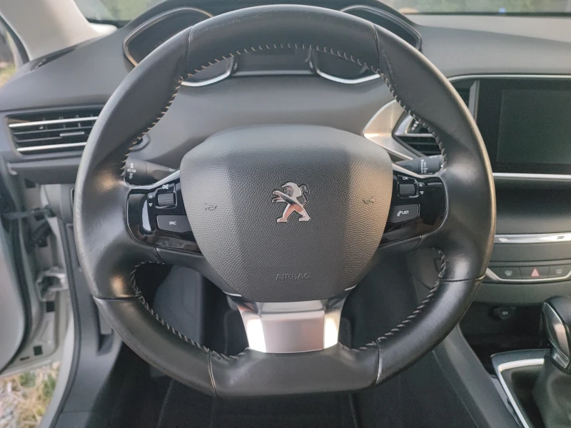 Peugeot 308 1.2 Turbo Style, снимка 12 - Автомобили и джипове - 48235122