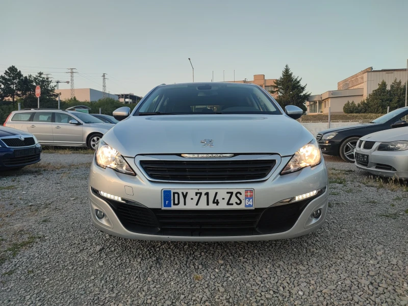 Peugeot 308 1.2 Turbo Style, снимка 2 - Автомобили и джипове - 48235122