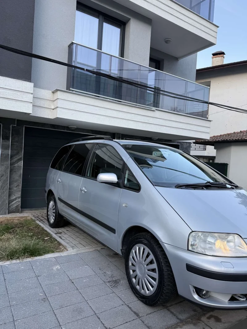 VW Sharan, снимка 16 - Автомобили и джипове - 48479606