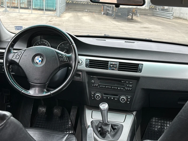 BMW 320 320Д ръчка, снимка 7 - Автомобили и джипове - 48931890