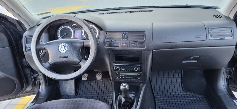 VW Golf 1.9 TDI 101кона , снимка 15 - Автомобили и джипове - 49428567