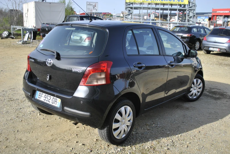 Toyota Yaris 1.4D-4D, снимка 2 - Автомобили и джипове - 49922650