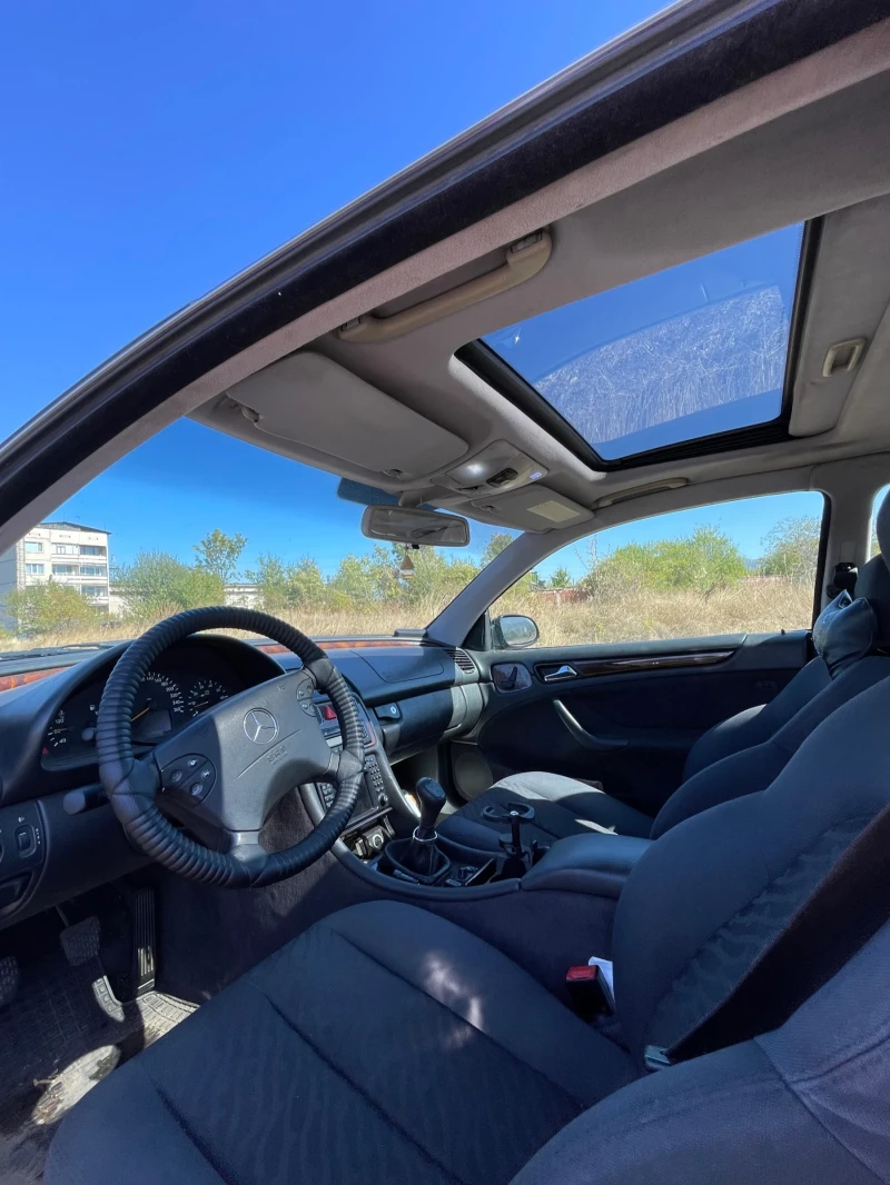 Mercedes-Benz CLK 200 Kompressor , снимка 4 - Автомобили и джипове - 52374136