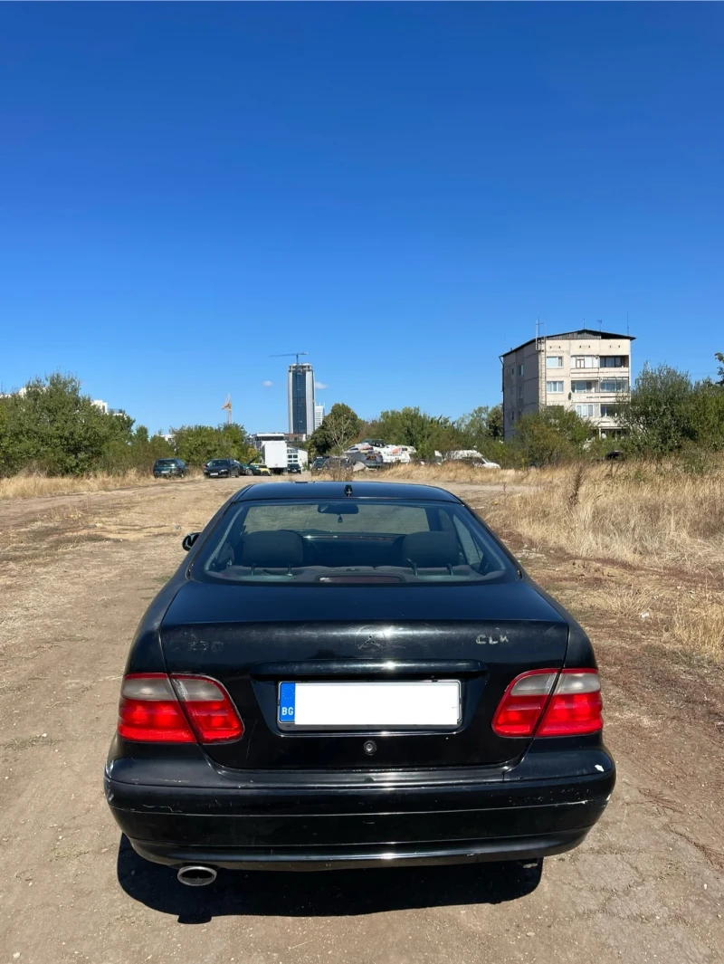 Mercedes-Benz CLK 200 Kompressor , снимка 3 - Автомобили и джипове - 52374136
