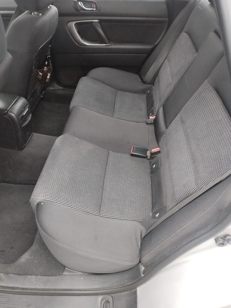 Subaru Outback, снимка 5 - Автомобили и джипове - 52518881