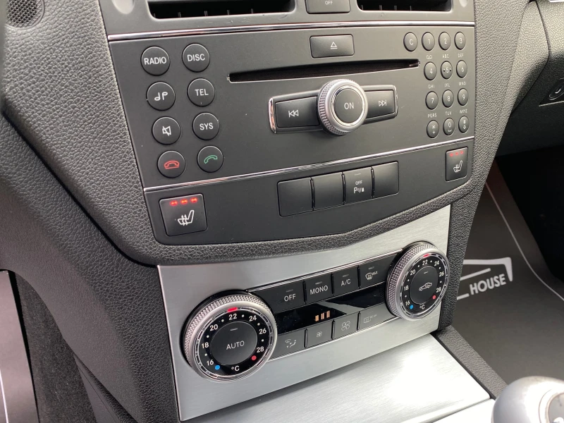 Mercedes-Benz C 200 Kompressor* AMG-Pack* КАТО НОВ!, снимка 14 - Автомобили и джипове - 52884181