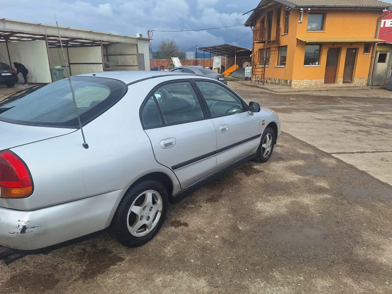 Mitsubishi Carisma, снимка 5 - Автомобили и джипове - 53358078