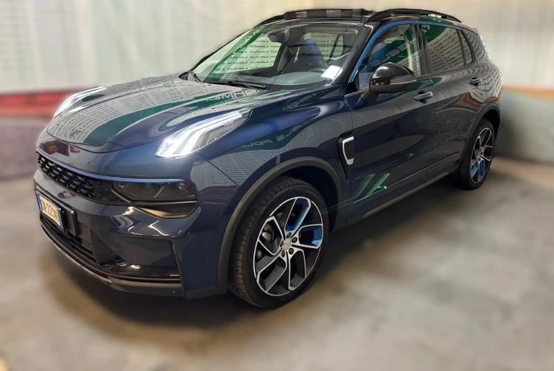 LynkCo 01 1.5 - Хибрид - Автоматични - 261 hp, снимка 2 - Автомобили и джипове - 53432394