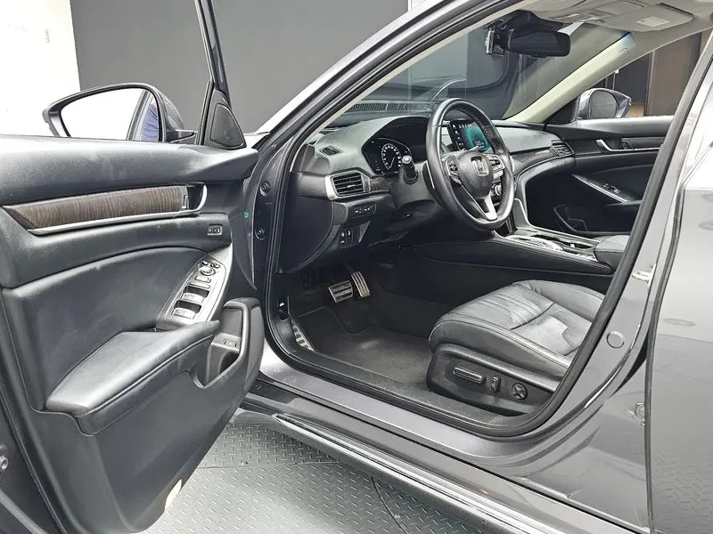 Honda Accord  2.0 Turbo Sports, снимка 10 - Автомобили и джипове - 55751834