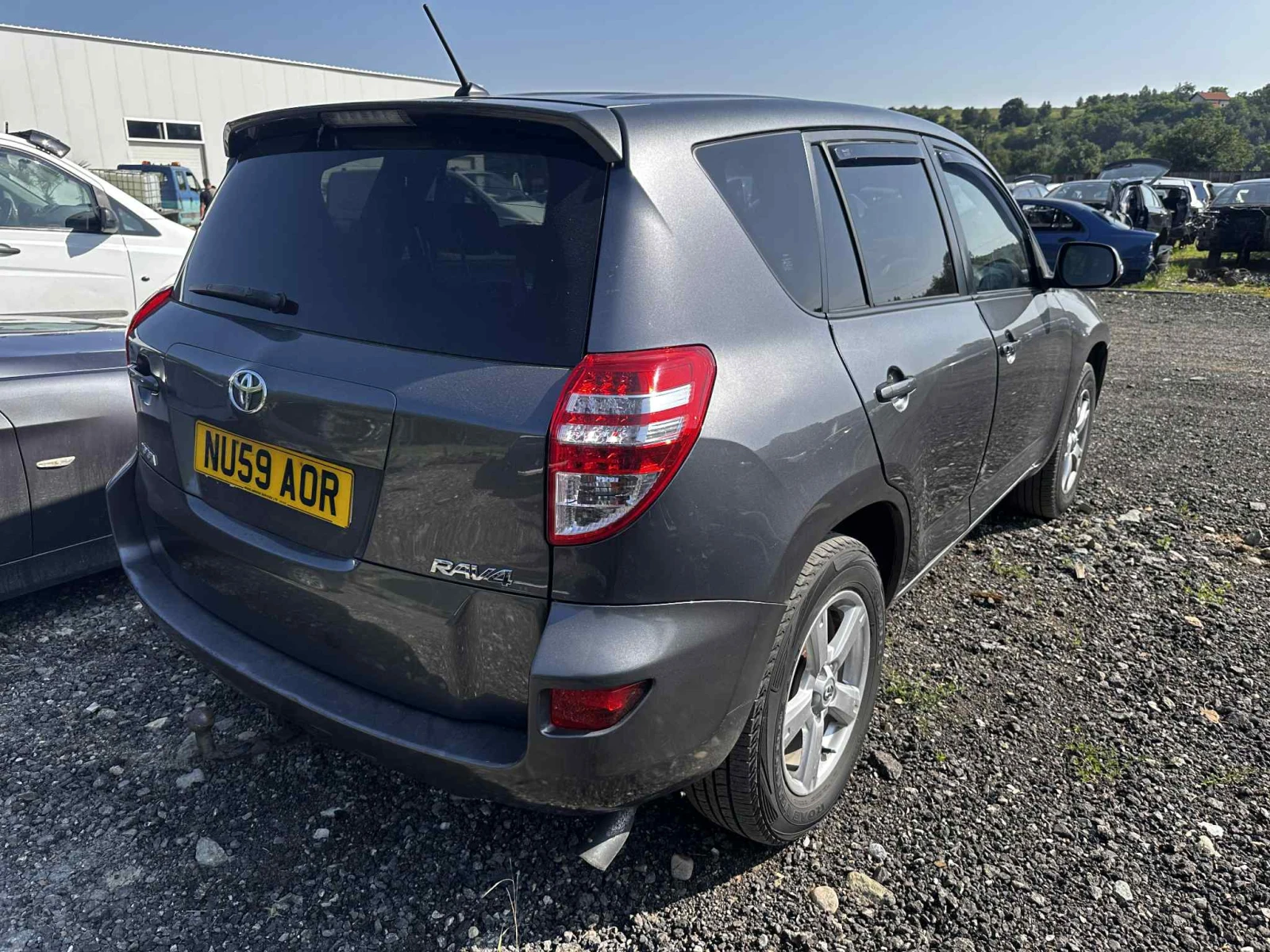Toyota Rav4 2.2 150кс D-4D (дизел) 4x4 - изображение 3