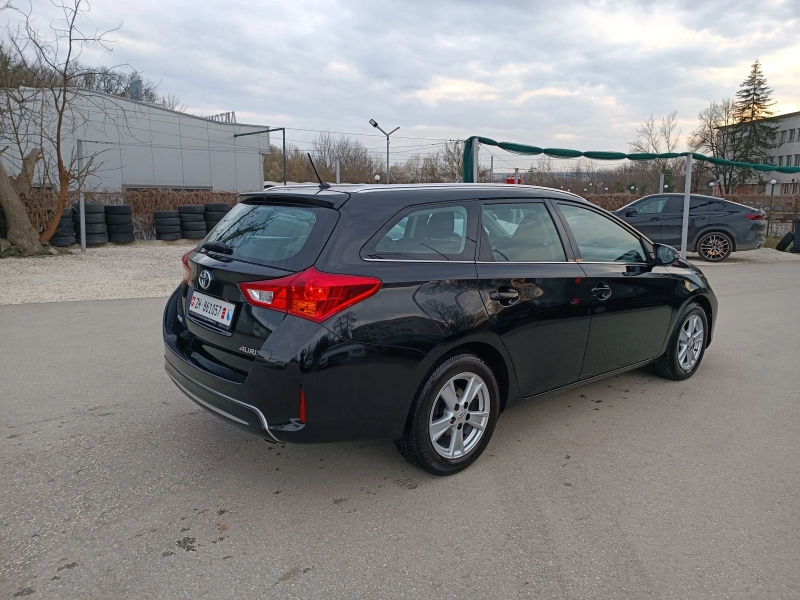 Toyota Auris 1.6i-132кс-ШВЕЙЦАРИЯ-РЪЧКА-6ск - изображение 3