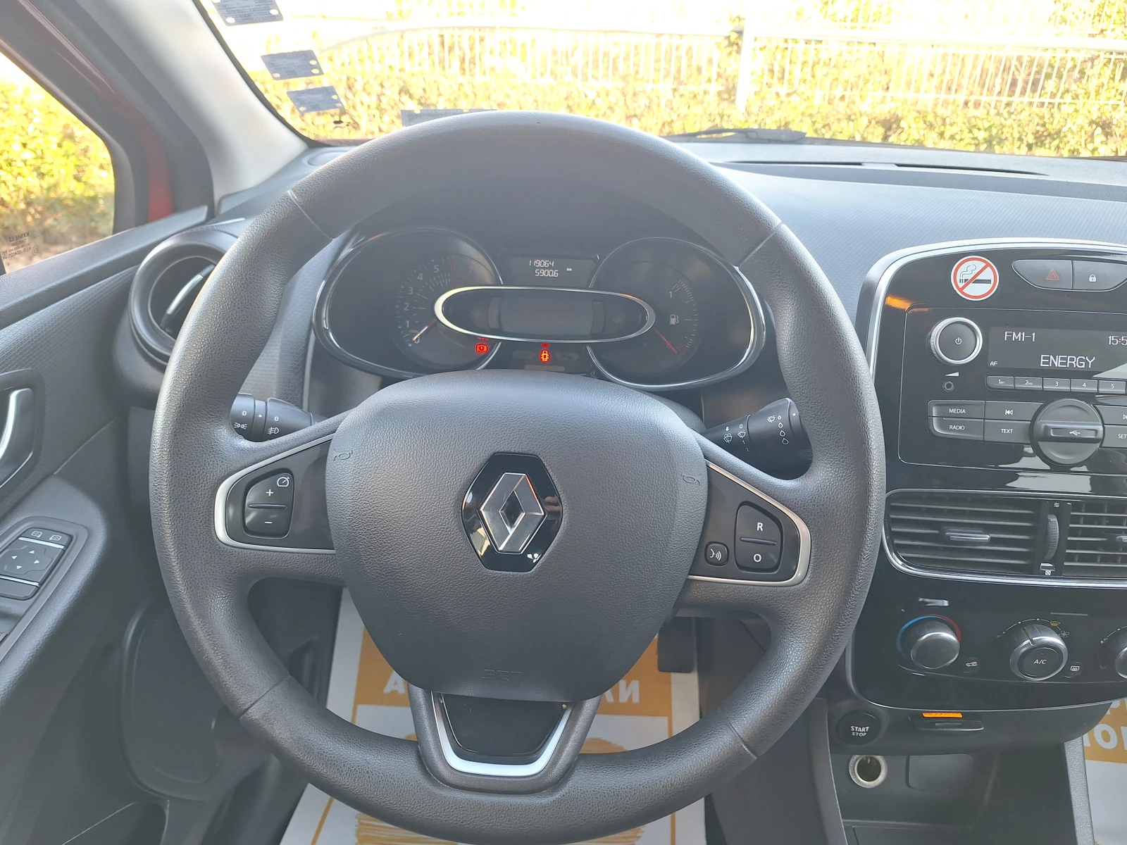 Renault Clio Grandtour 0.9TCe 75к.с. - изображение 9