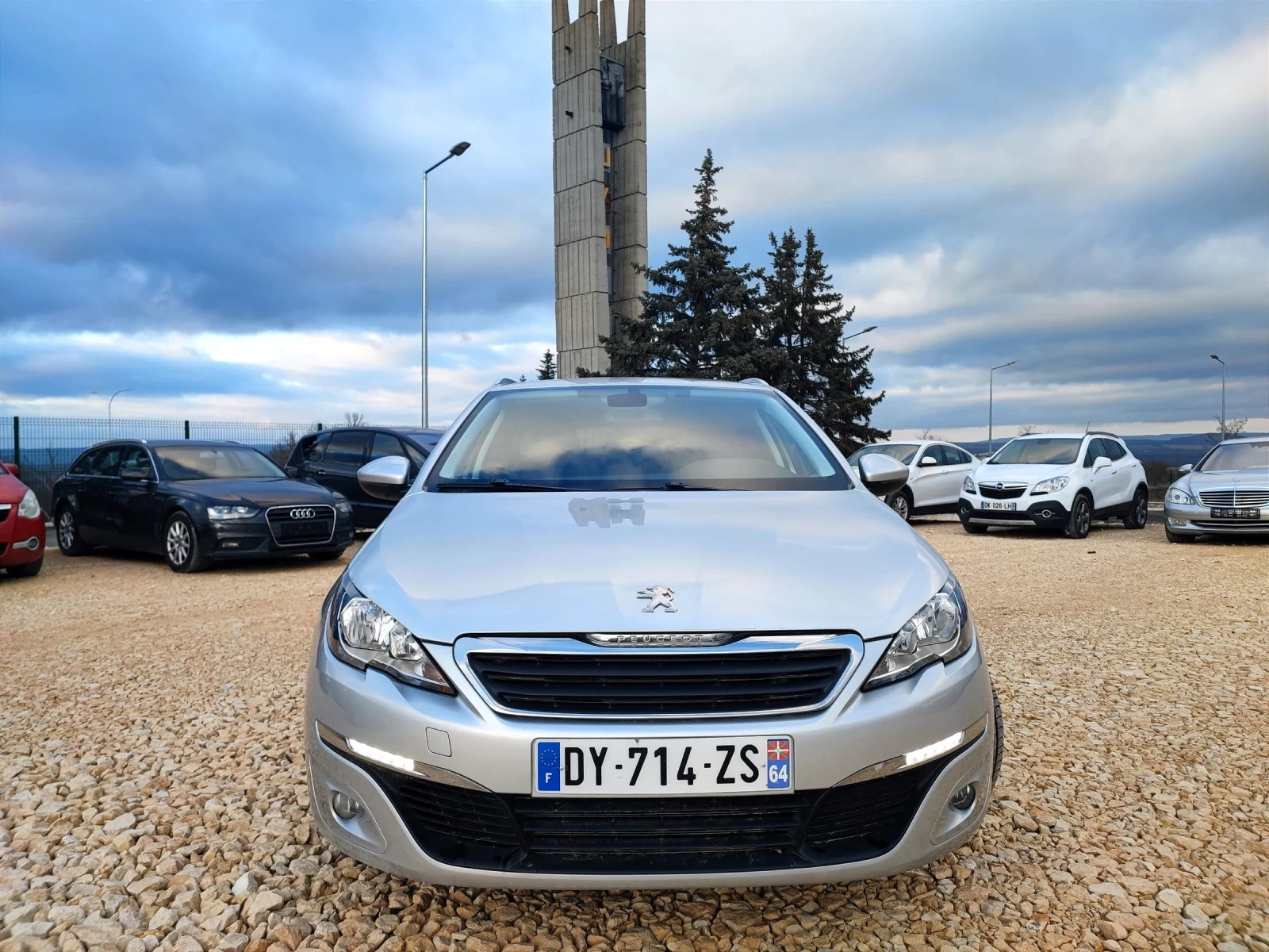 Peugeot 308 1.2 Turbo Style - изображение 2