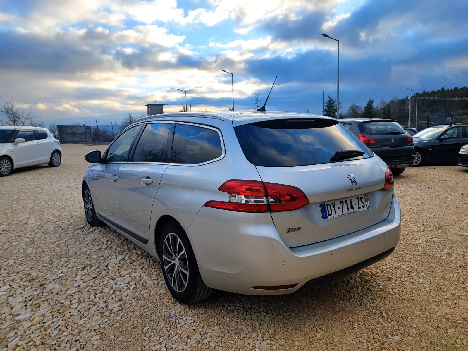 Peugeot 308 1.2 Turbo Style - изображение 7