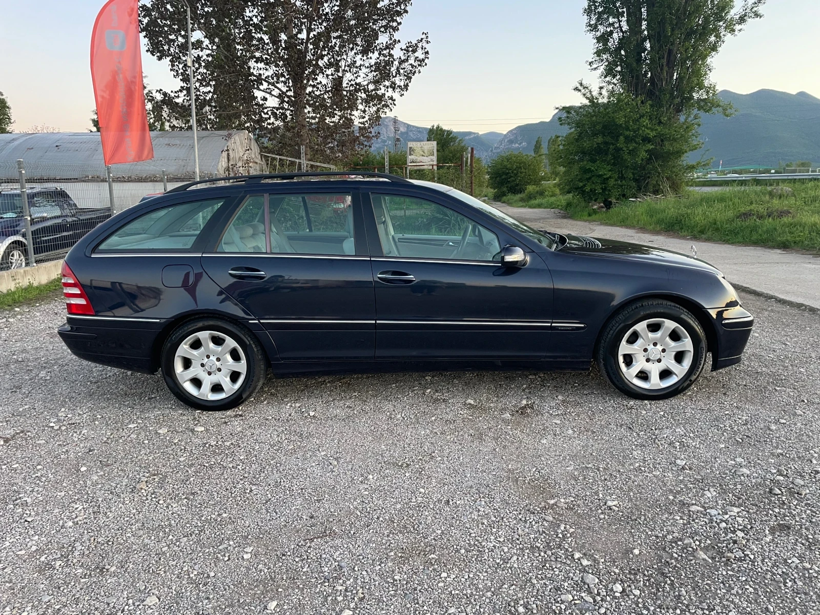 Mercedes-Benz C 220 CDI-AVANGARD-NAVI-ITALIA - изображение 4