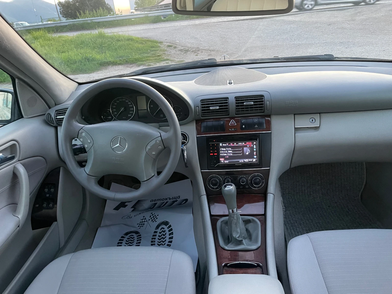 Mercedes-Benz C 220 CDI-AVANGARD-NAVI-ITALIA - изображение 8