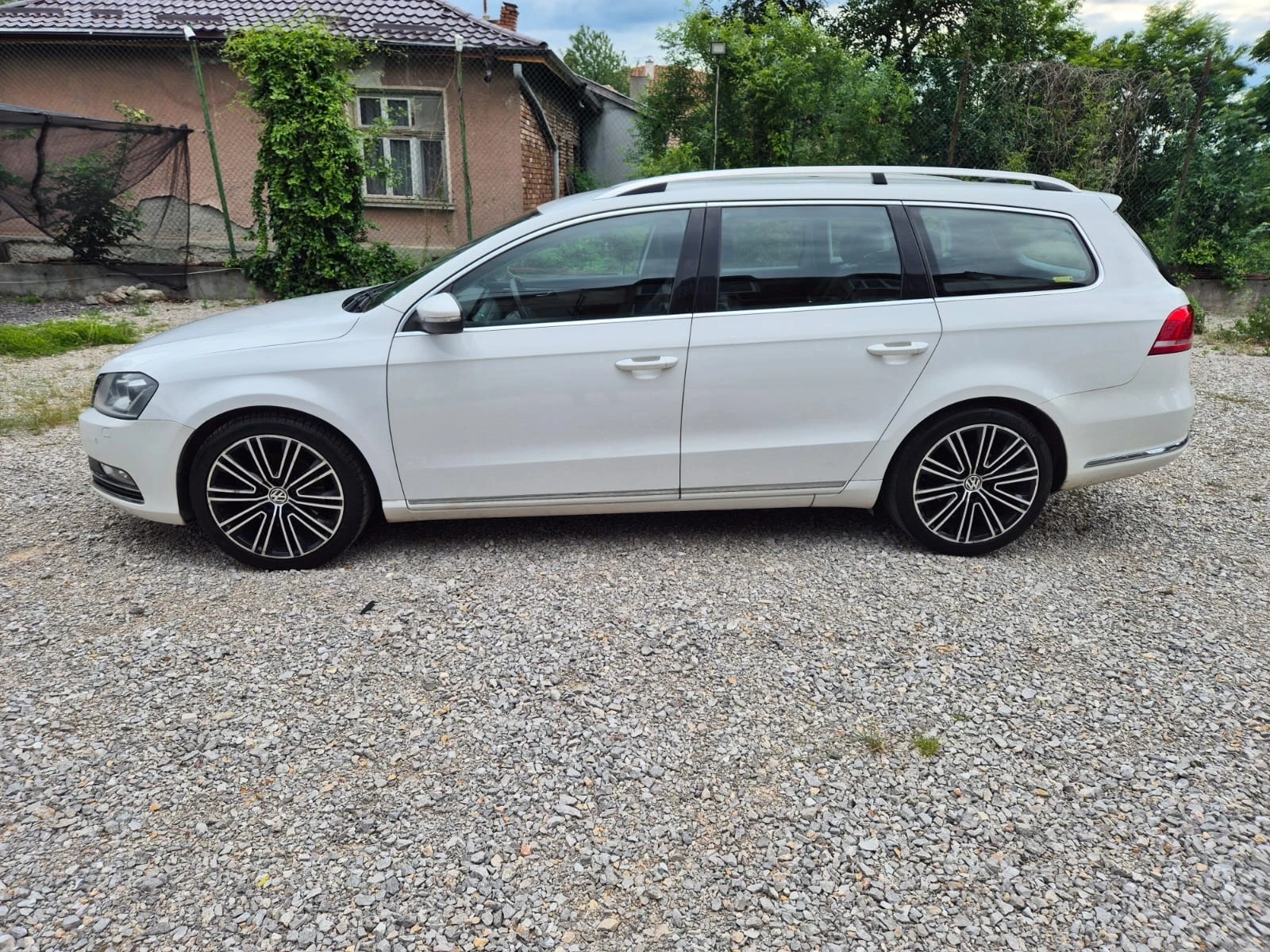 VW Passat B7 2.0 TSI FULL/HIGHLINE - изображение 3