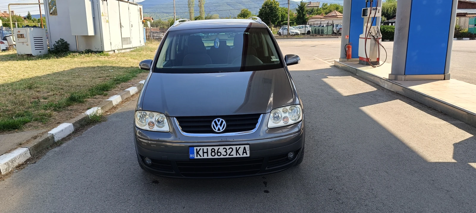 VW Touran 2.0 TDi - изображение 2