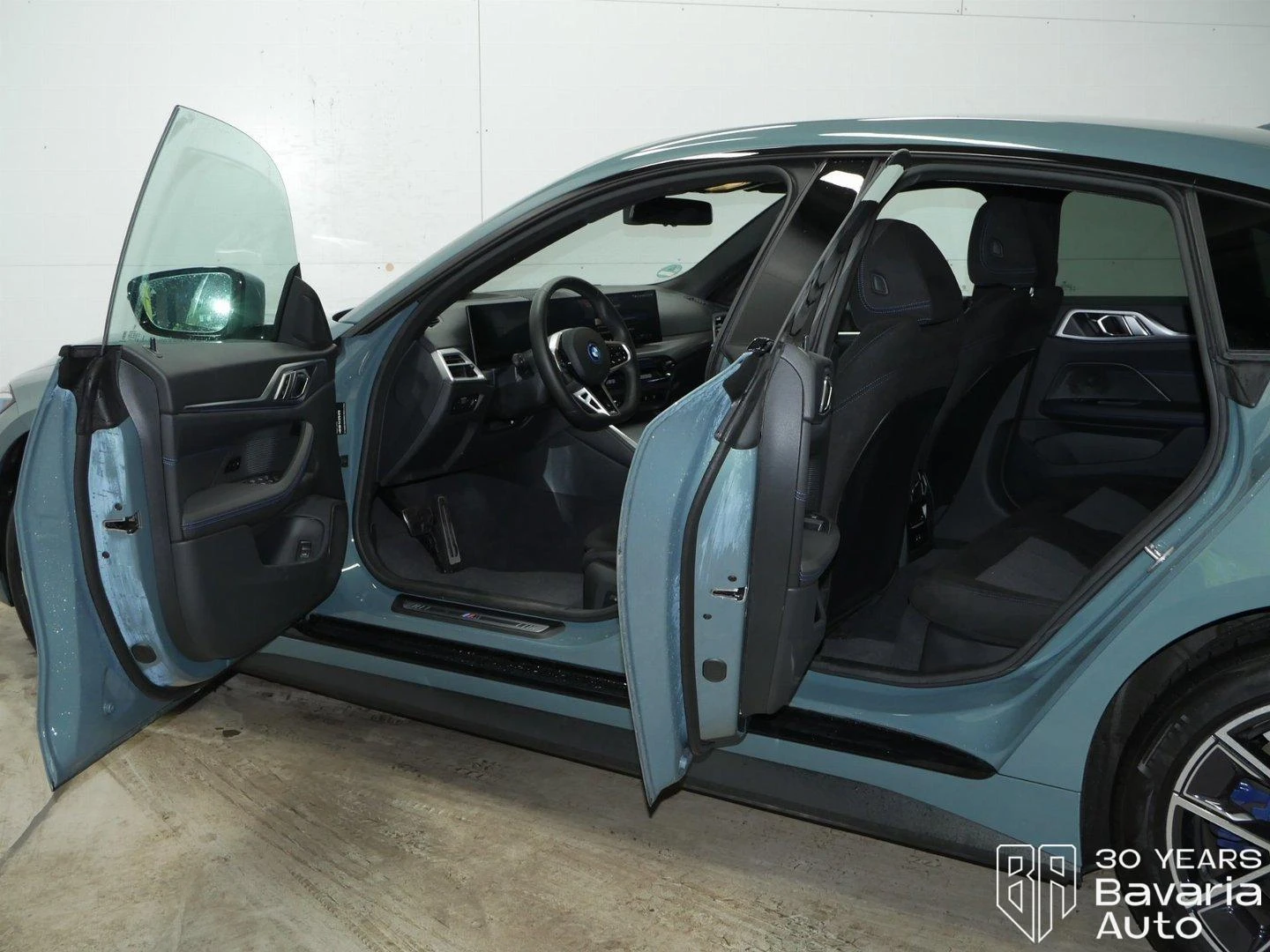 BMW i4 40 xDrive M Sport Paket  | Mobile.bg   5