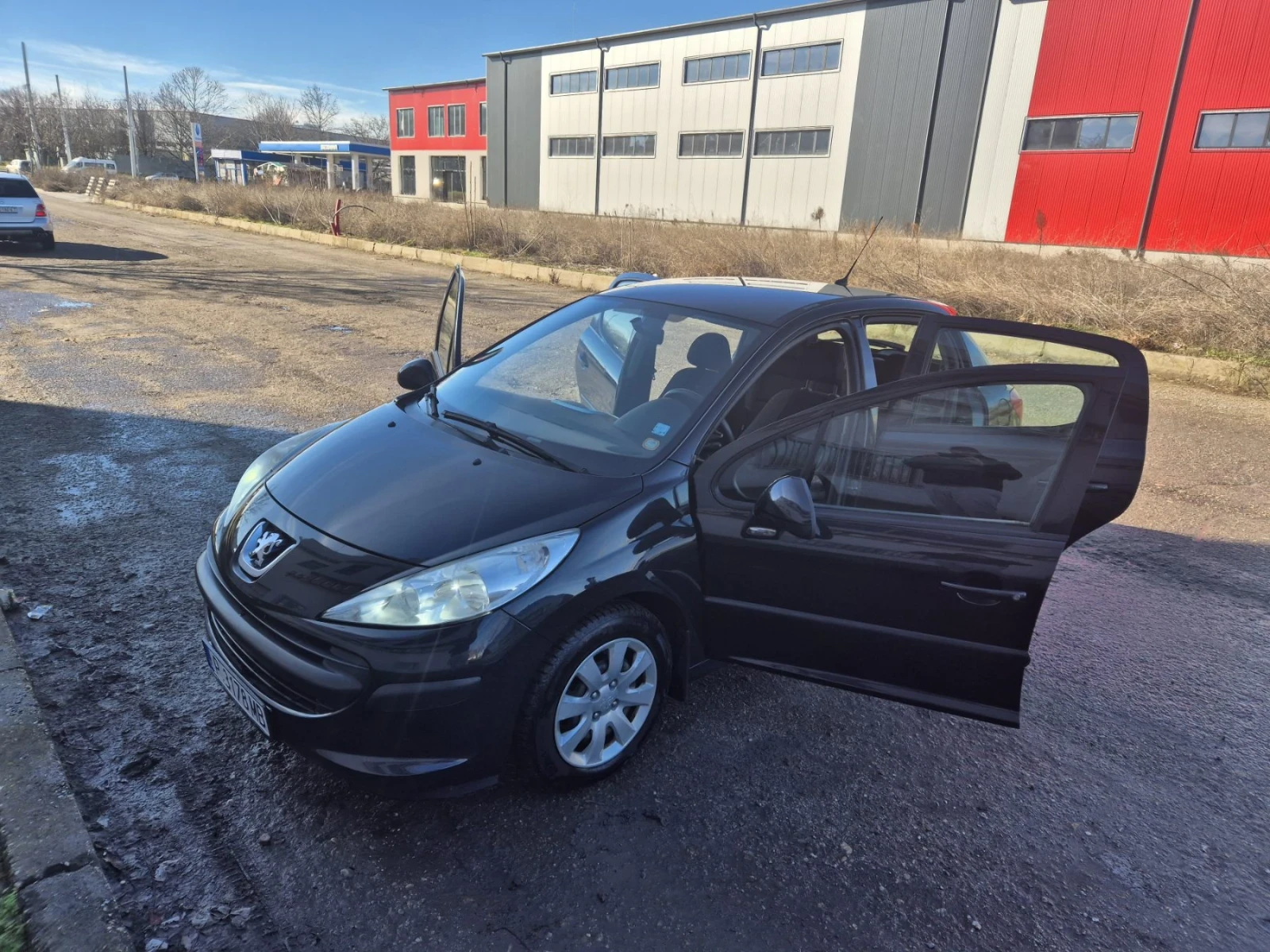 Peugeot 207 Хечбек - изображение 8