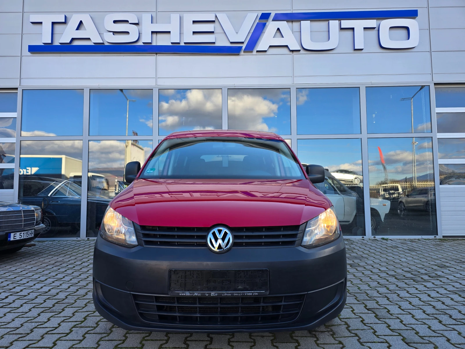 VW Caddy 1.6 TDi FACELIFT !! GERMANY !! - изображение 3