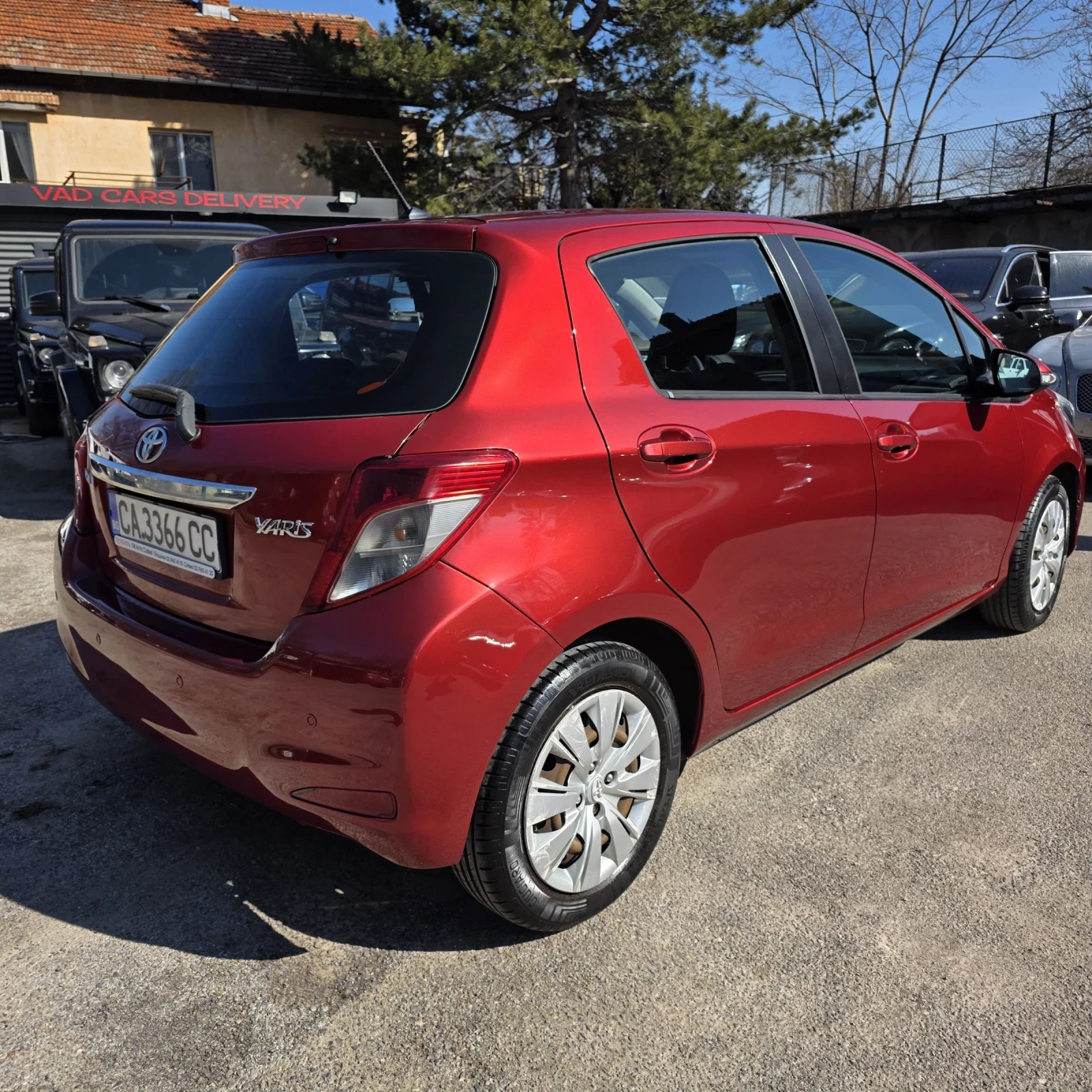 Toyota Yaris 1.33/Navi/Камера/Автоматик/Климатик, снимка 4 - Автомобили и джипове - 53743151