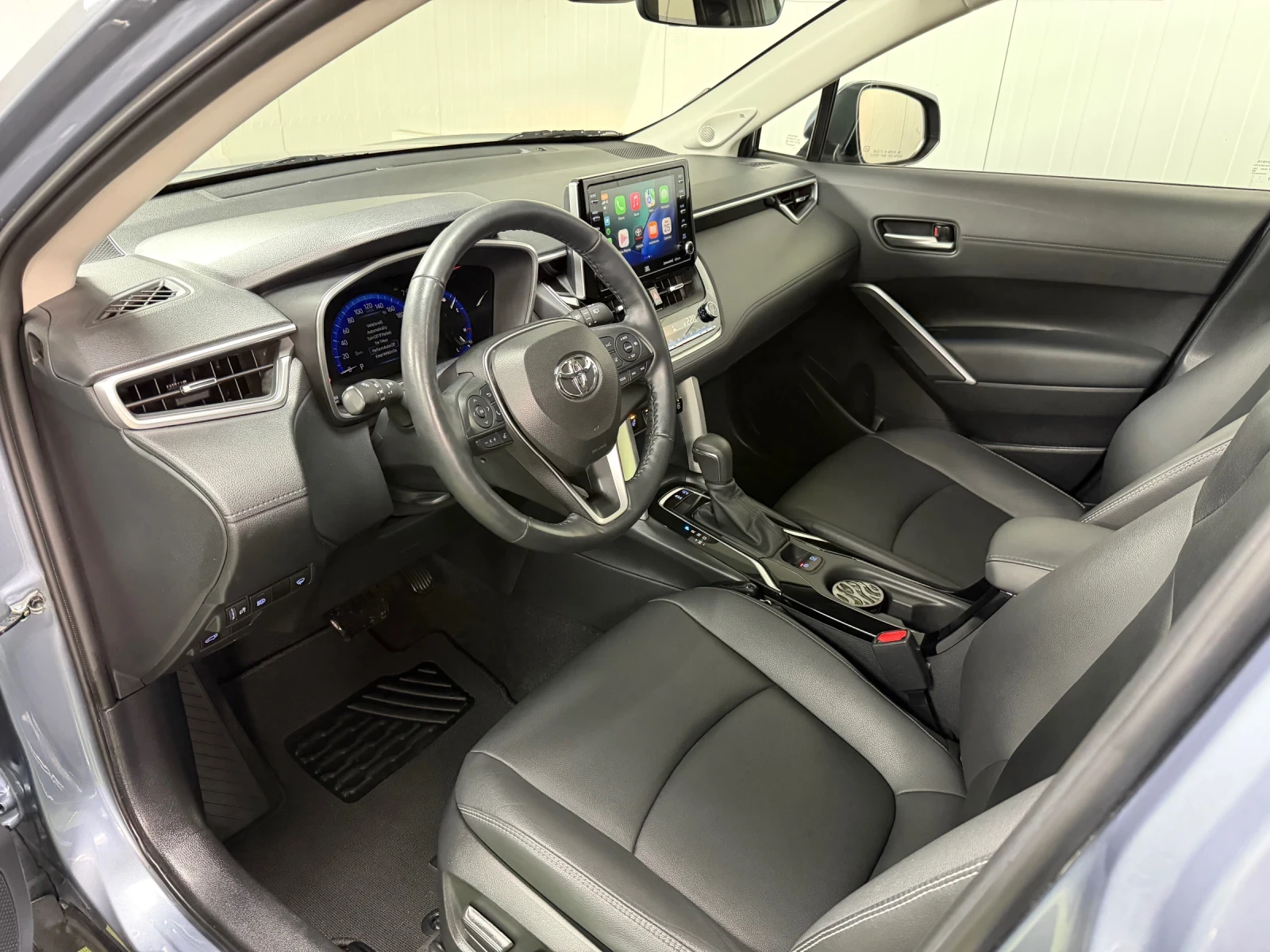 Toyota Corolla Cross XLE 4WD/4x4 * JBL* , снимка 7 - Автомобили и джипове - 53976649