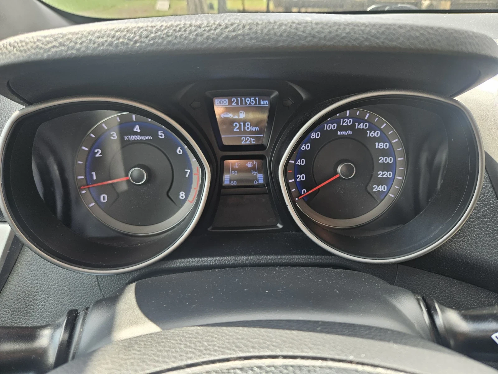 Hyundai I30 1.6 Бензин, теглич, камера за задно виждане, клима, снимка 10 - Автомобили и джипове - 53998013