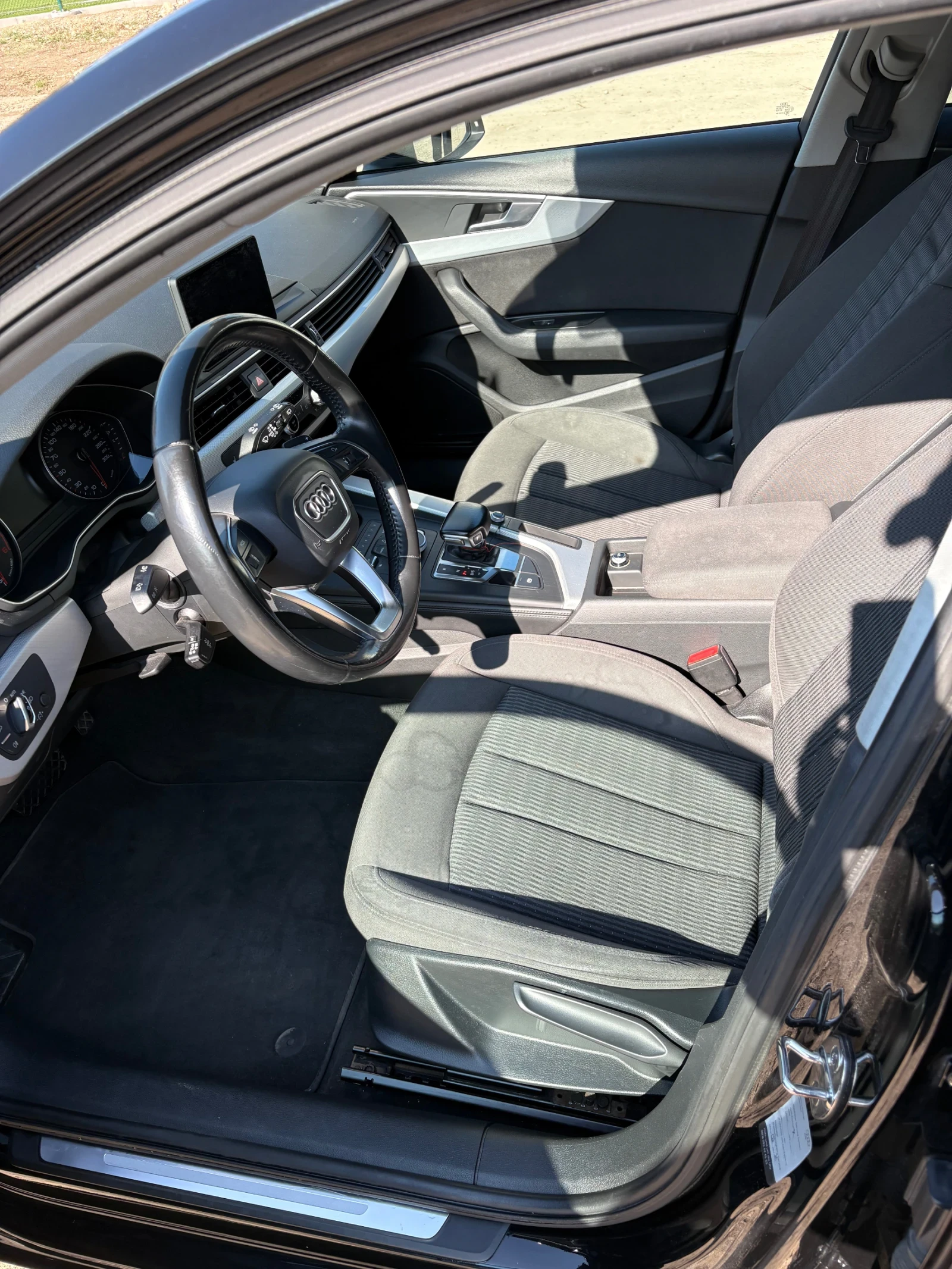 Audi A4 2.0 TDI S-tronic, снимка 13 - Автомобили и джипове - 54082321