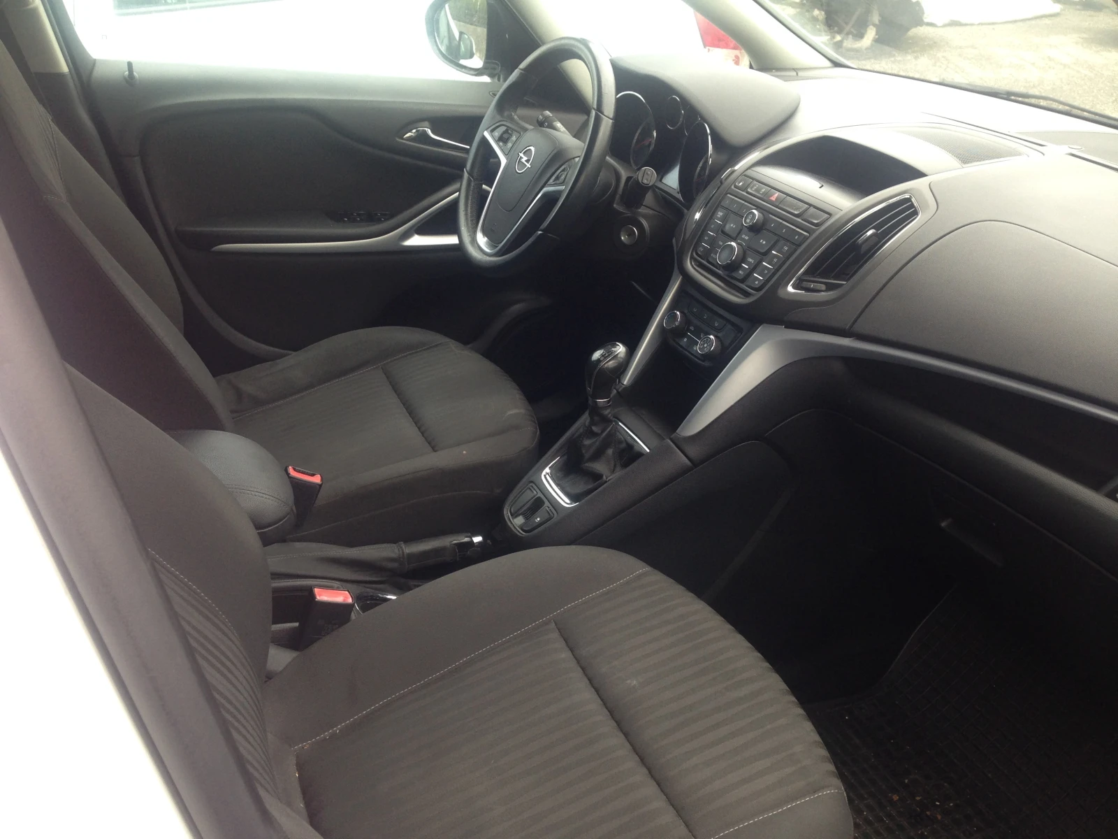 Opel Zafira Tourer/Turbo/GPL/150кс/ПропанБутан/Euro5B, снимка 3 - Автомобили и джипове - 54088407