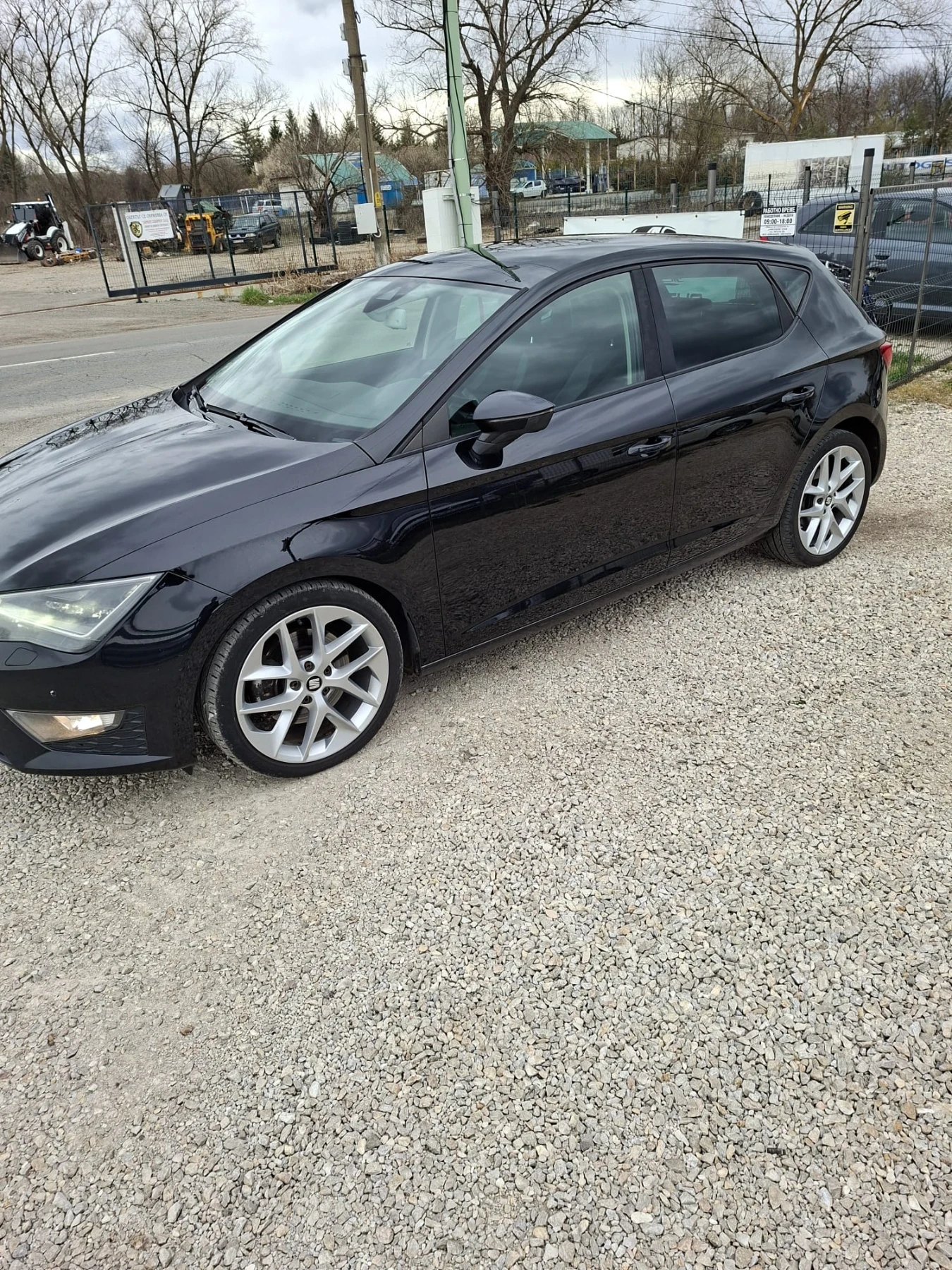 Seat Leon 1.8 FR, снимка 2 - Автомобили и джипове - 54218057